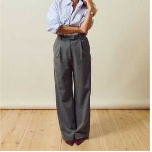 Djerf Avenue Favorite Pants in Grey